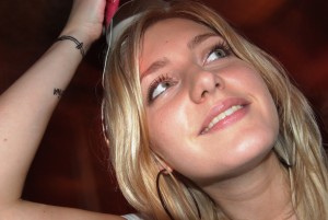 Courtney 132